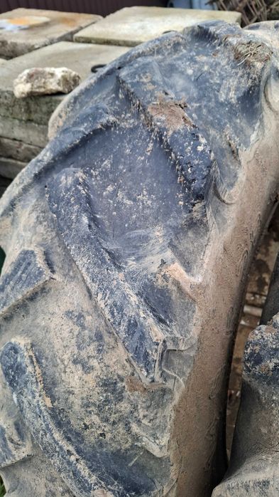 Sprzedam opony rolnicze