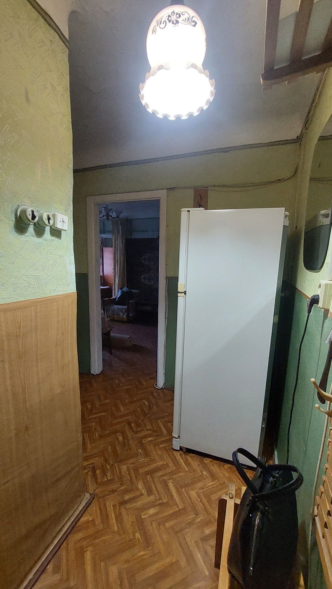 Продам 3-кімнатну квартиру. Вул.Грецька,1.