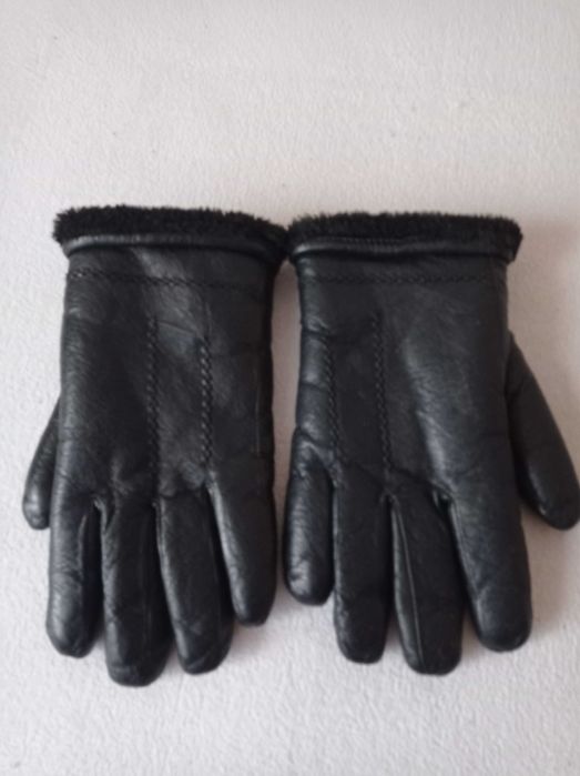 Rękawice męskie ocieplane.