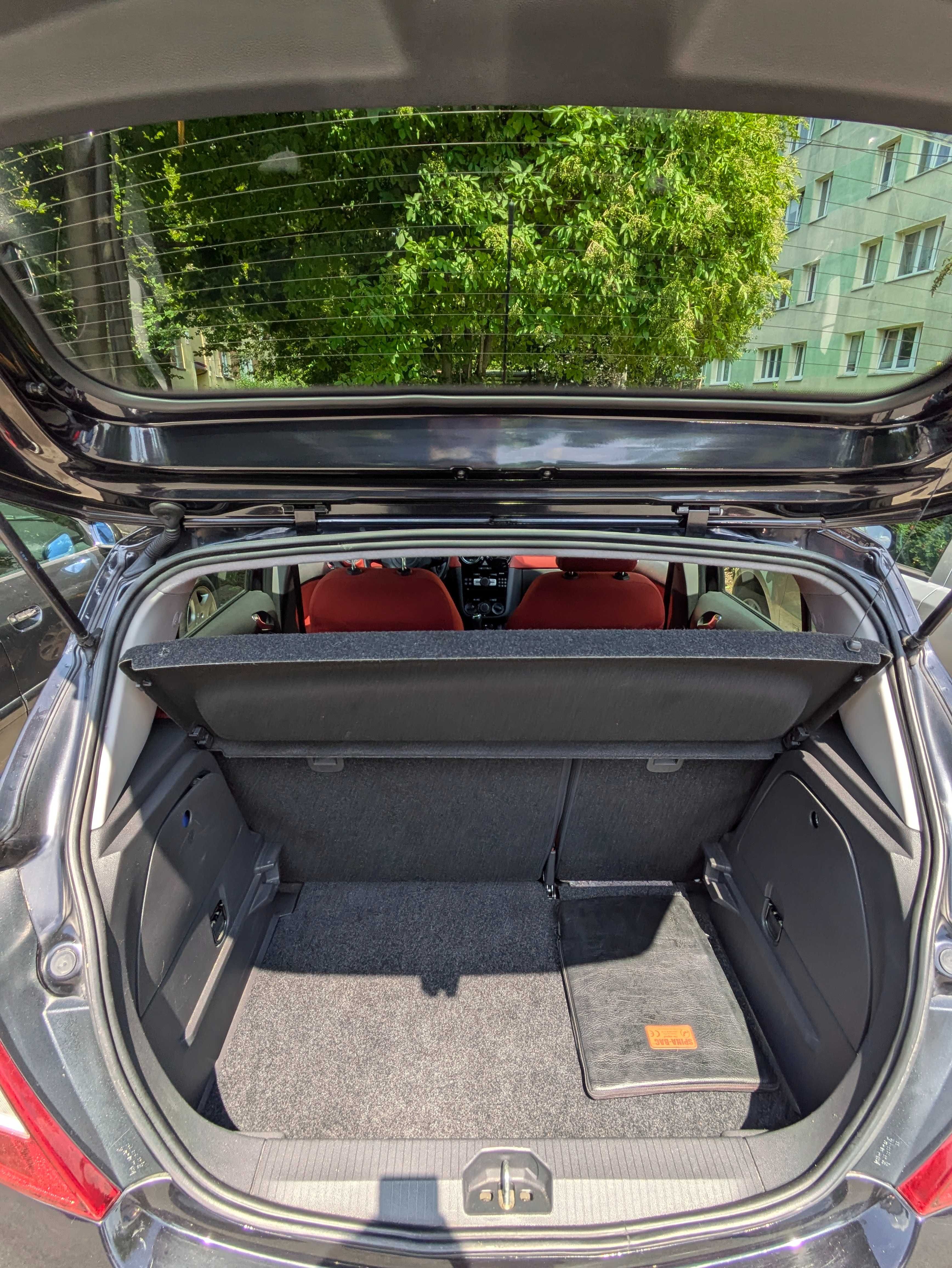Opel Corsa D - 2010/ 115 tys. przebiegu/ silnik 1.4 / LPG
