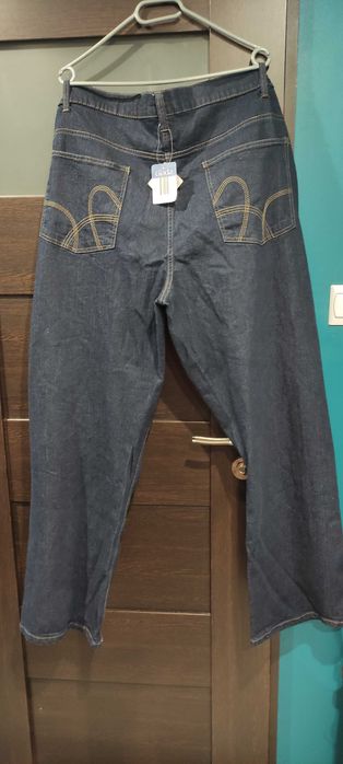 Spodnie długie nowe r. 52
