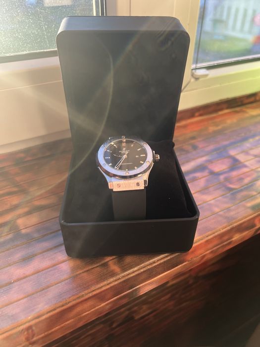 Часики hublot Genevs