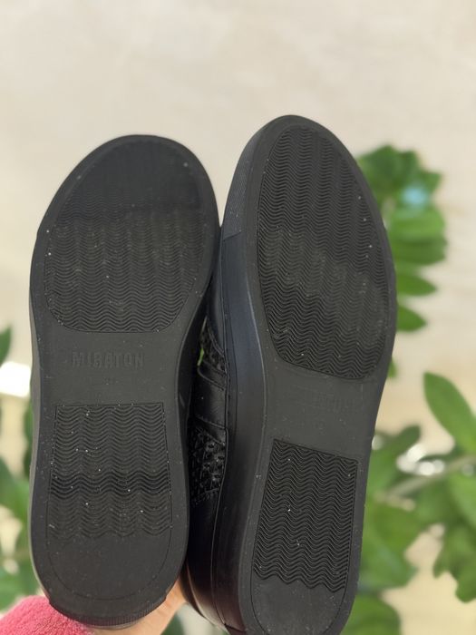 Кеди Міратон 39 р кожа