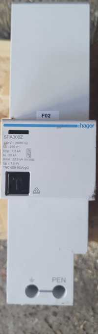 Hager SPA300Z Ogranicznik kombinowany Hager SPA300Z T1+T2 3-biegunowy