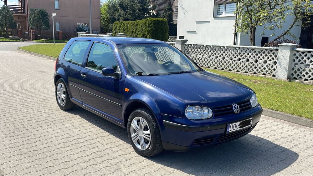 Volkswagen Golf 4 1.4 Benzyna. Climatronic. EL szyby. Welur.