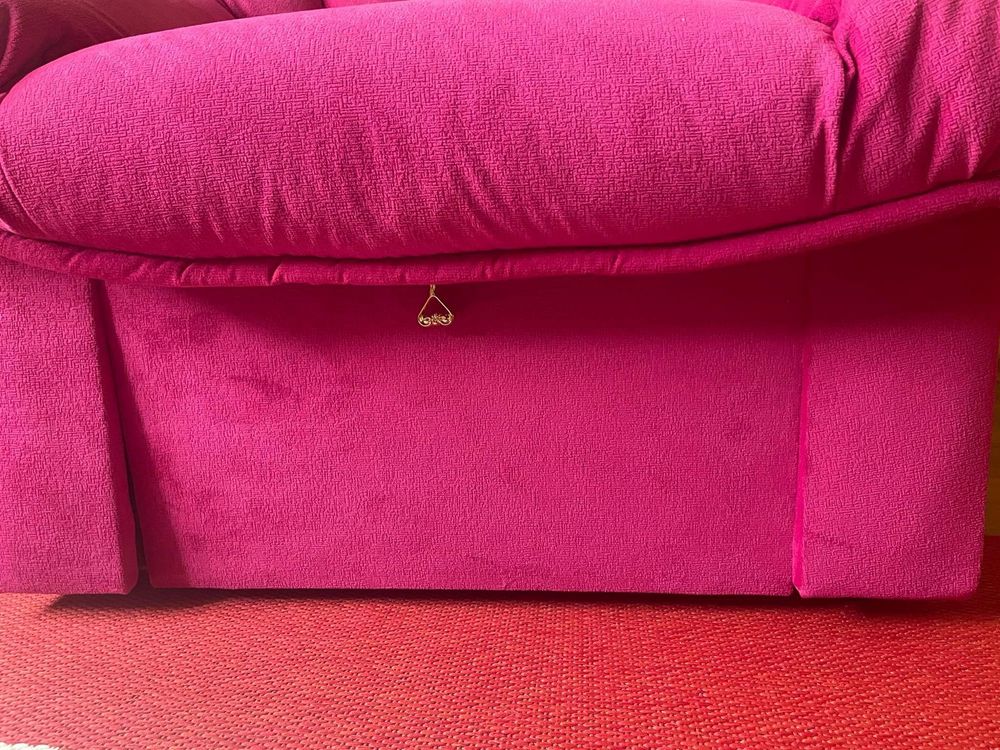 Fotel różowy ze schowkiem