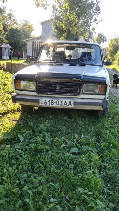Продам ваз 2107 бензин