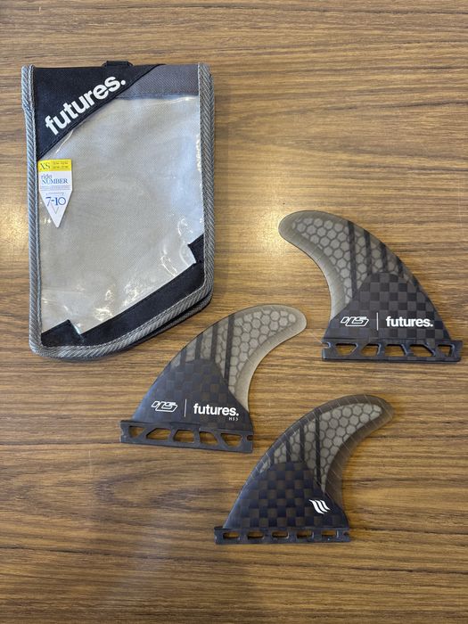 Haydenshapes future fins thruster xs novo