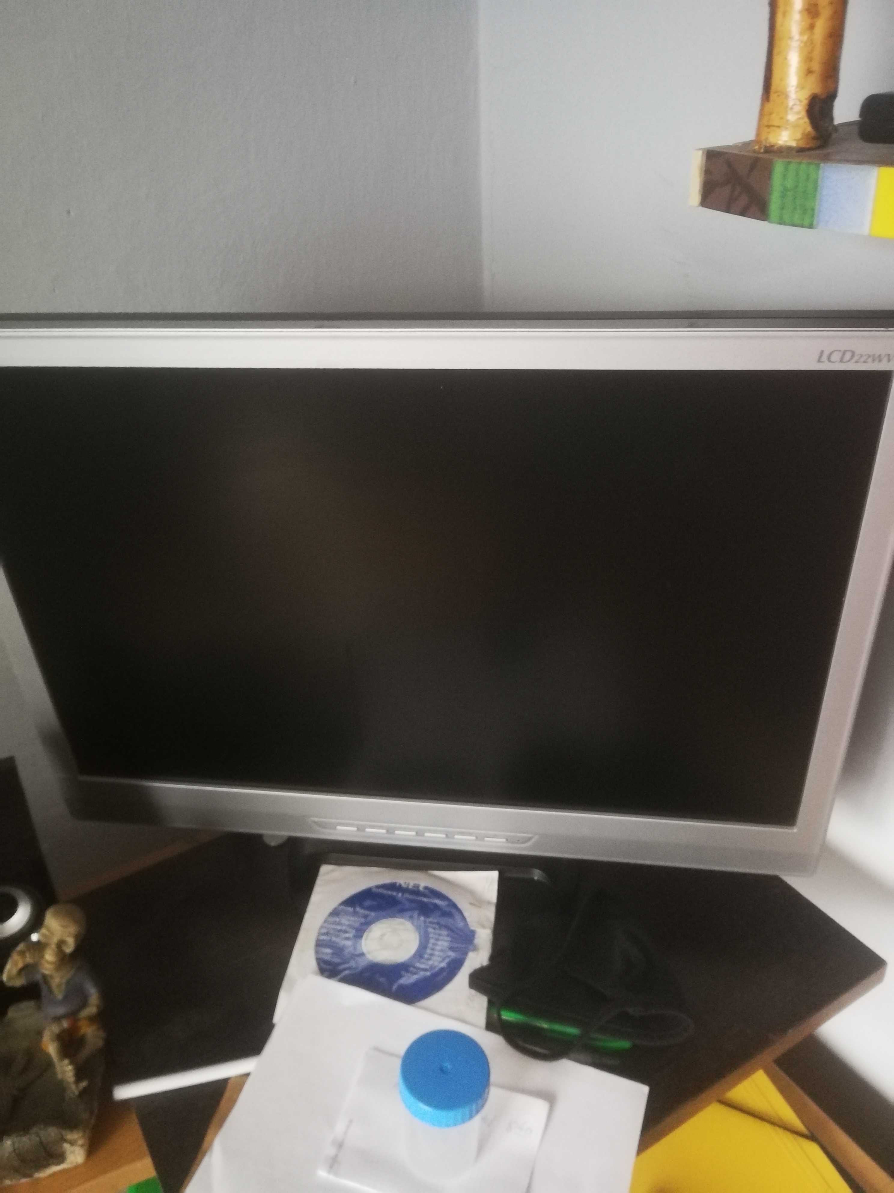 Monitor 22cale mało uzywany