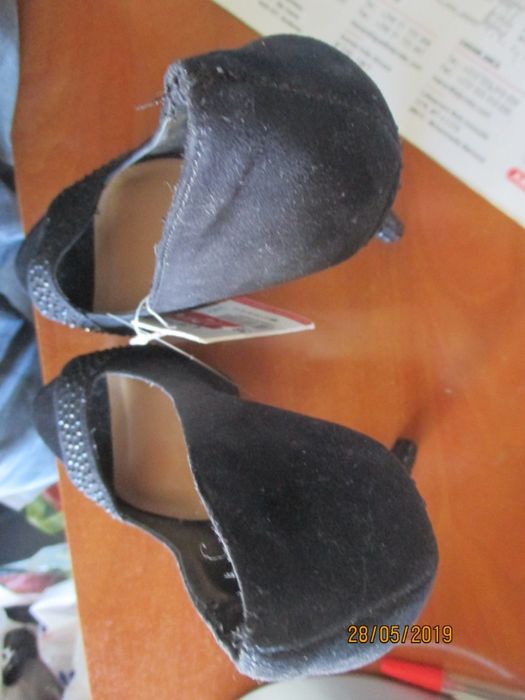 Sapatos de senhora Stradivarius, nº 36 - novos