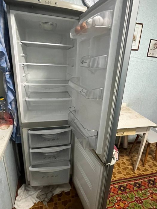 Холодильник Самсунг