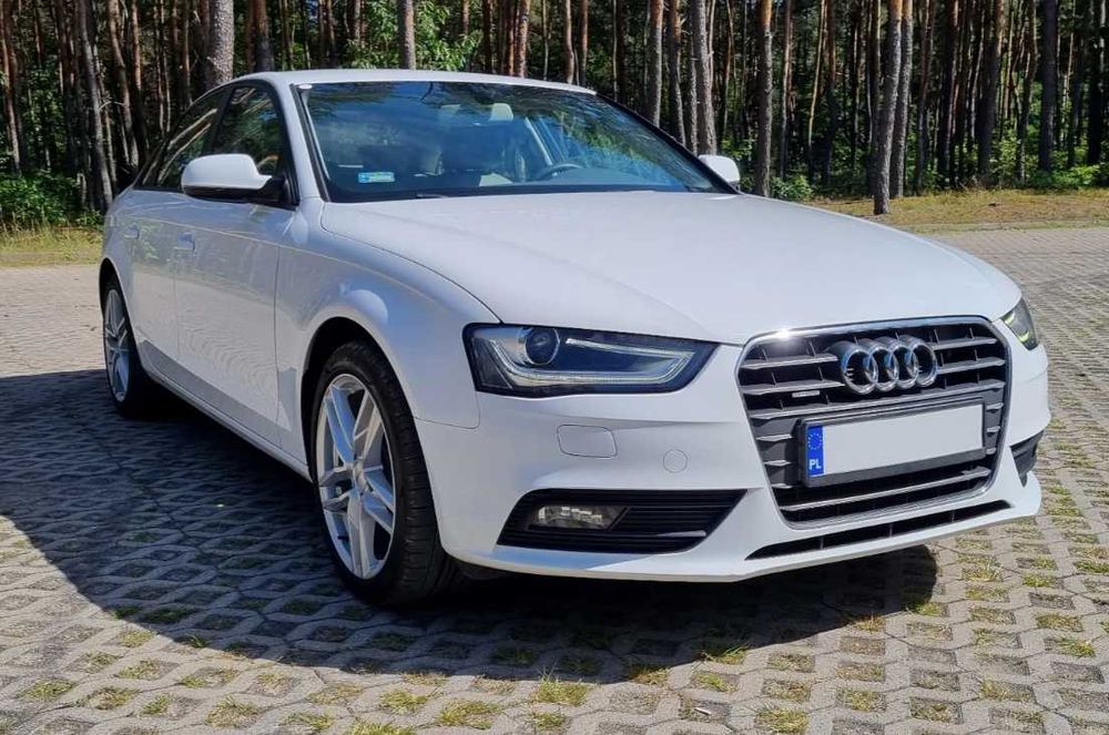 Разборка Audi A4 B8 бампер комплектний