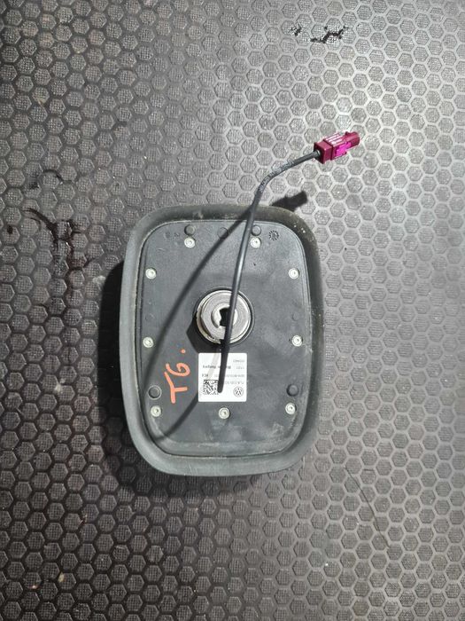 VW Transporter T6.1 2.0 21r antena dachowa oryginał GPS 7LA