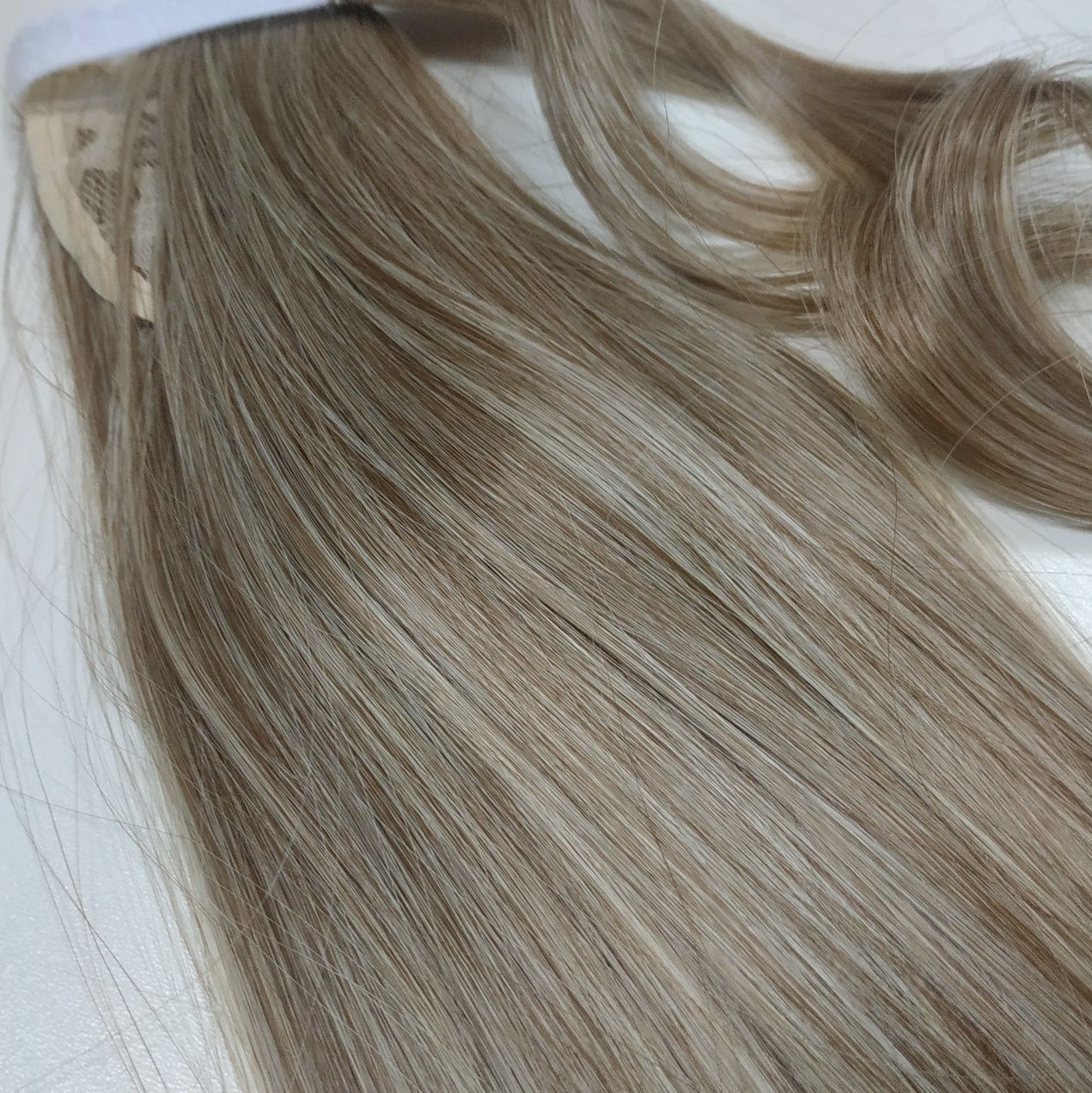 Накладной хвост новый светло-русый/ искусственные волосы 55 см
