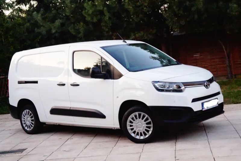 Toyota Proace Long D4D Lift Salon Pl 130 koni Serwis Bogata Opcja Faktura Vat 23%  Pierwszy Właściciel