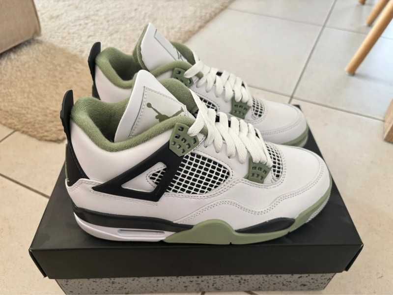 Jordan 4 Retro Seafoam R.41