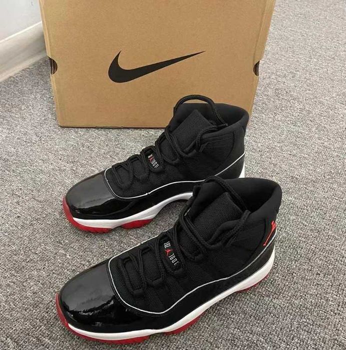 Jordan 11 Retro Playoffs Bred R.40