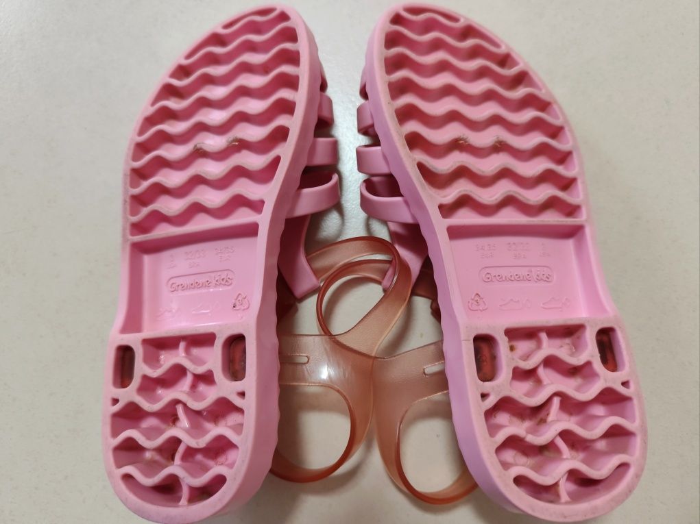 Sandálias cor de rosa para Menina - Barbie (Tam. 33/34)