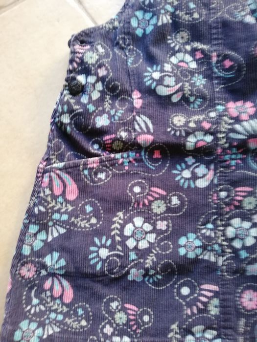 Saia jardineira Metro Kids