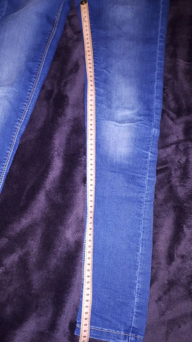 Reserved spodnie jeansowe dziewczece r 134