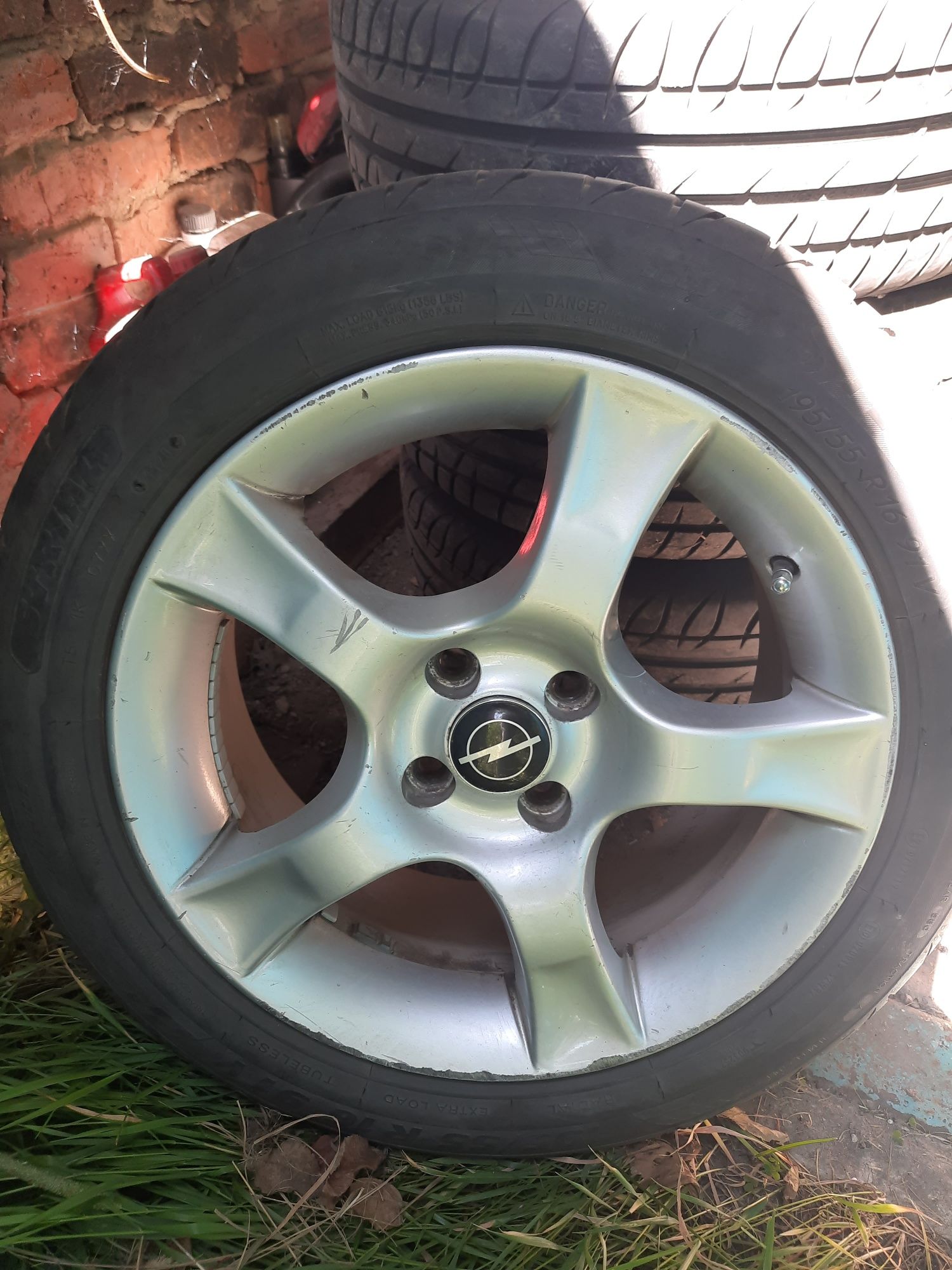 Диски r16 4x100 opel шини 195×55