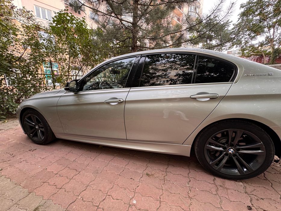 Продав свій автомобіль