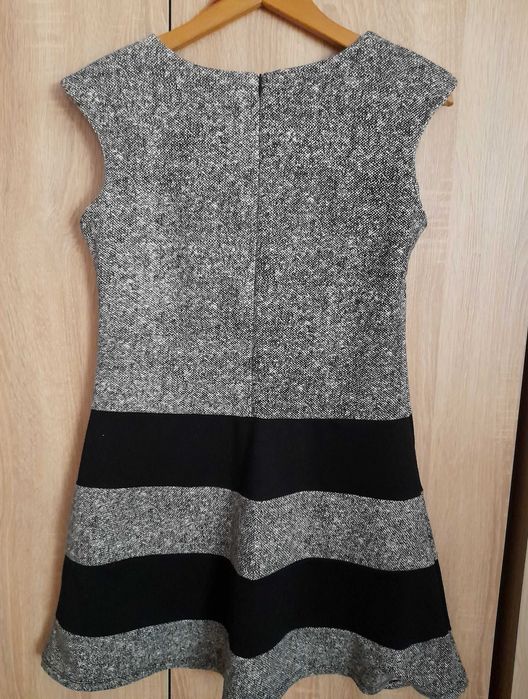 Sukienka dzianinowa roz. M