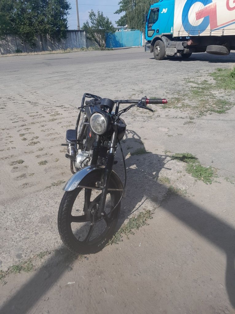 Продам мустанг 125