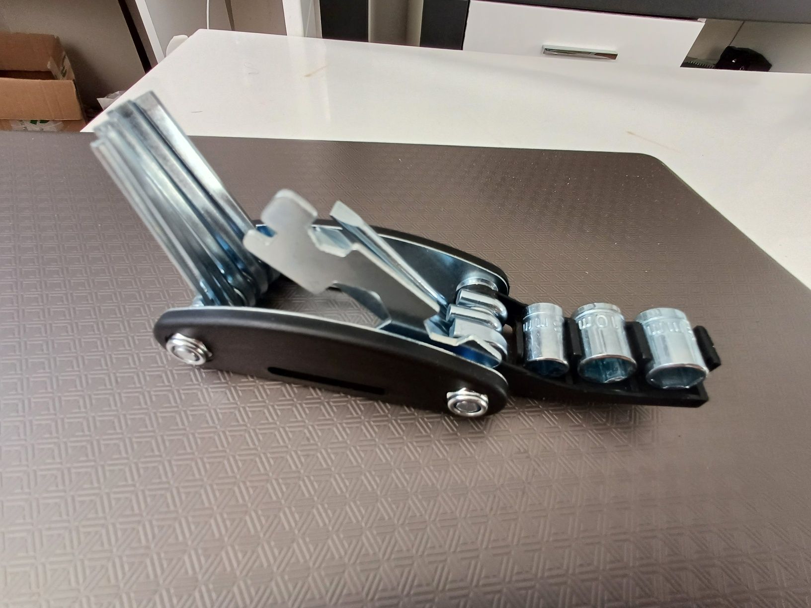 Klucze do roweru multitool 16 w 1
