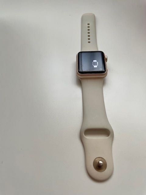 Apple watch 7000 Dourado 38mm com caixa