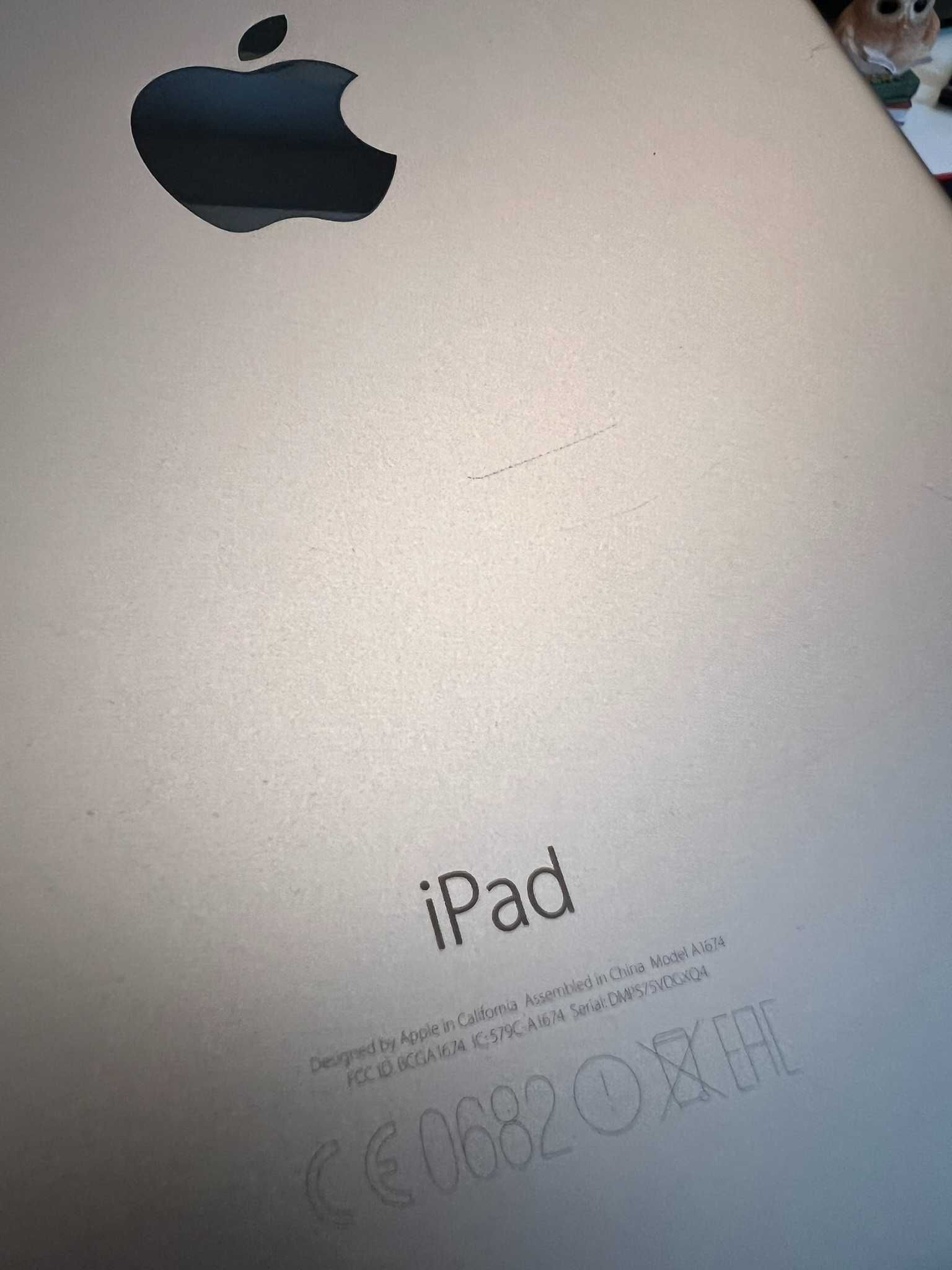 Ipad pro 9,7 128gb A1674 bez LCD