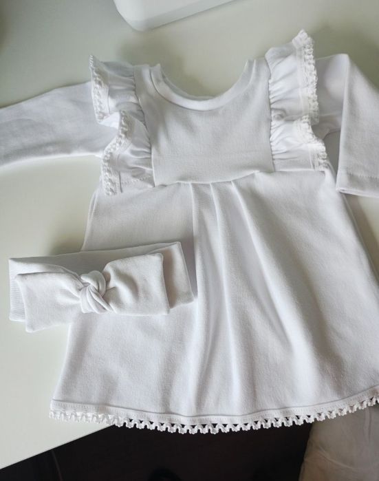 Biała sukienka 62 chrzest chrzciny handmade falbanki opaska na głowe p