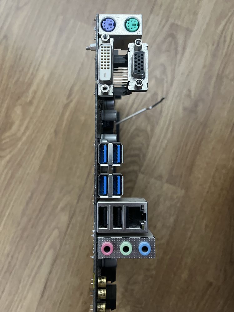 Płyta główna Gigabyte B360M D2V – LGA1151, DDR4, mATX – Sprawna