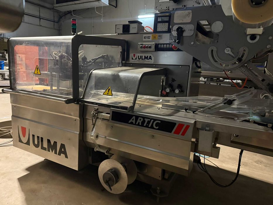Maszyna pozioma Maszyna Pakująca Ulma Artic Flowpack Punetki Tacki