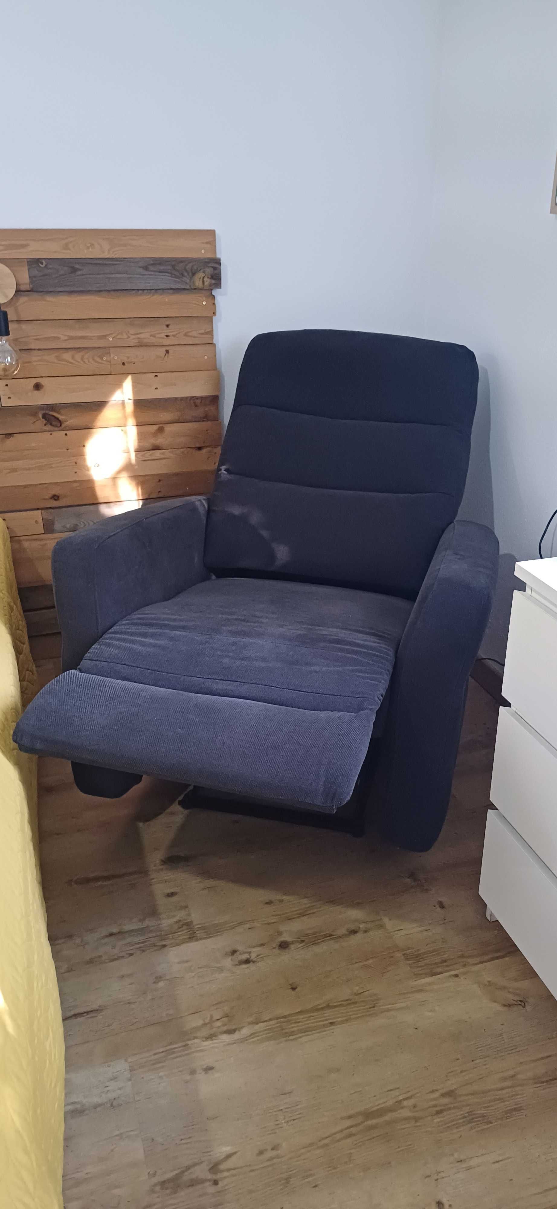 Cadeirão elétrico com várias  posições de relaxamento
