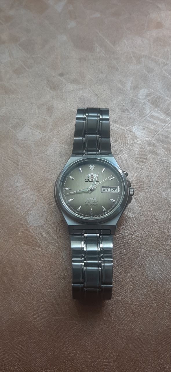 Годинник механічний orient
