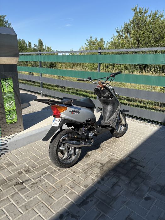 Yamaha Jog sa16 на Aerox ходовке