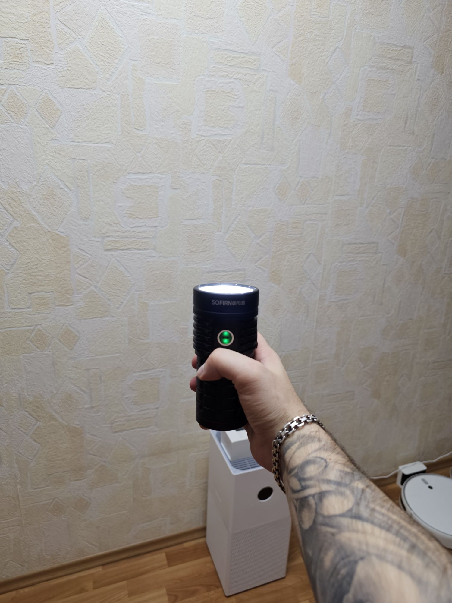 Фонарь Sofirn Q8 Plus