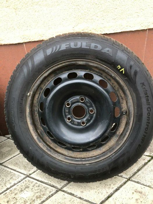 Продам зимові шини з дисками. AUDI VW SKODA 5×112...