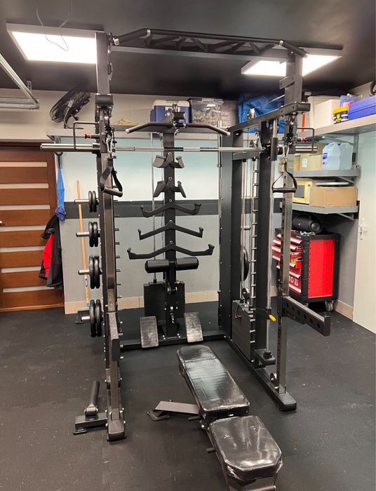 Wielofunkcyjny atlas do ćwiczeń