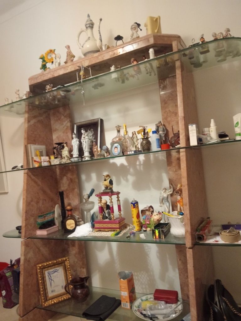 Estante e colunas