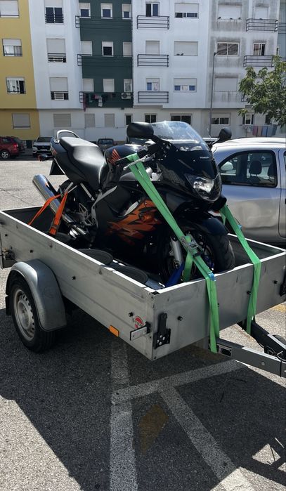 Serviço Reboque Transportes motas