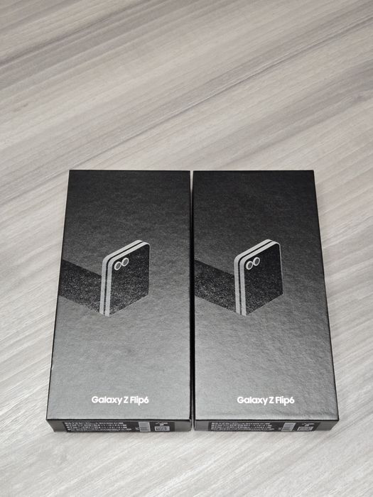 Смартфон Samsung Galaxy Flip6 12/512GB Silver Shadow (Нові, оригінал)