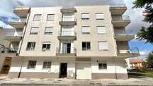 Apartamento T3 Entroncamento 1ºandar, Elevador, Parqueamento, Churr...