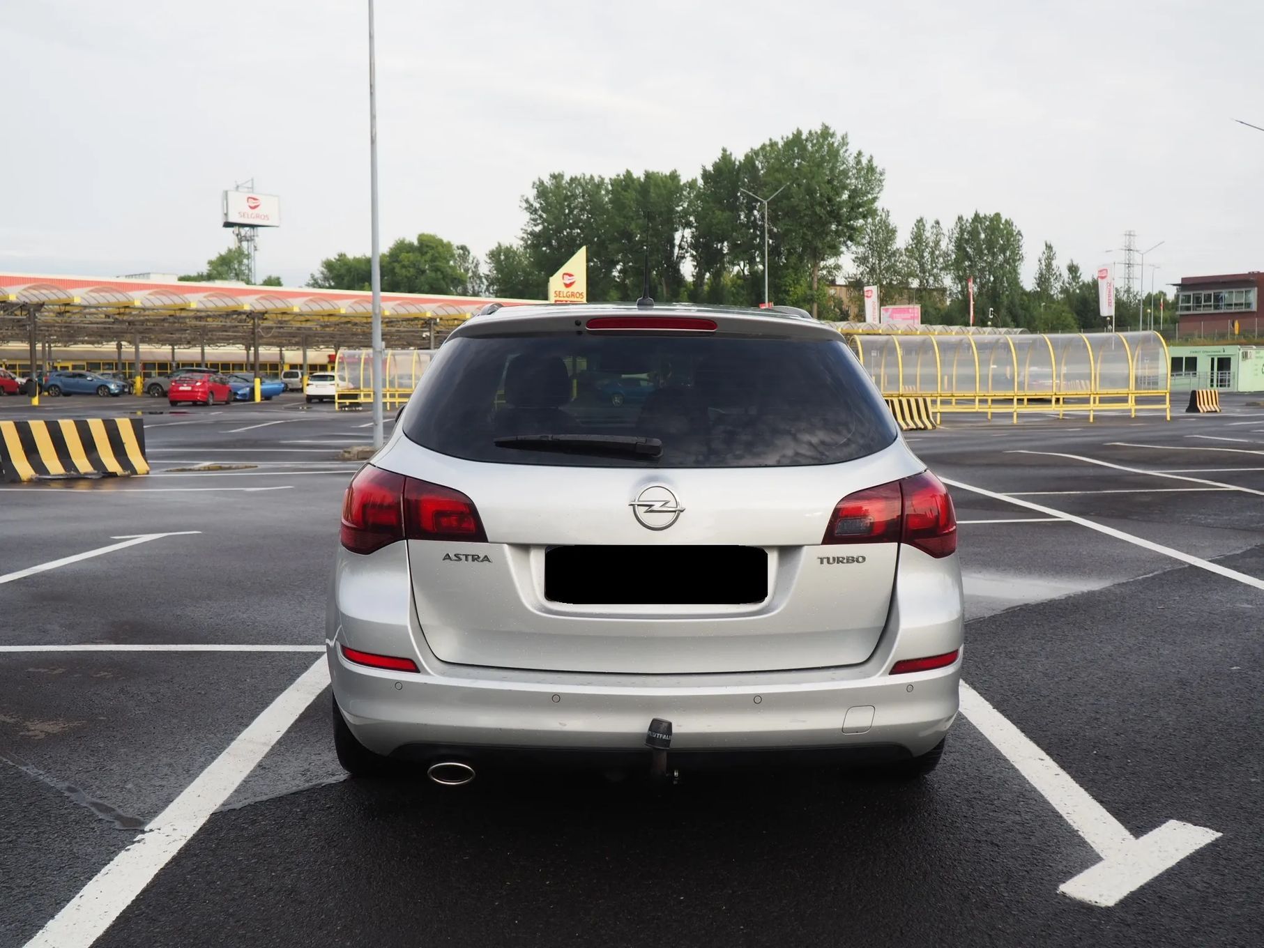 Opel Astra J 1.4 Turbo Sports Tourer, 140 KM - prywatnie