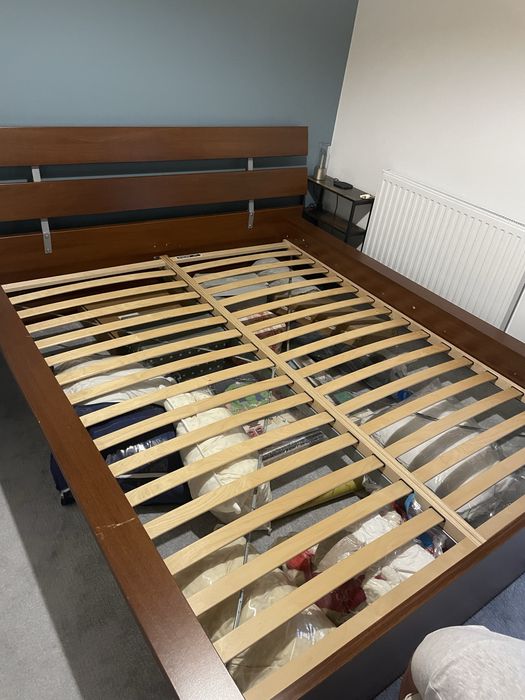 Lóżko ze stelażem 160x200 Ikea Malm