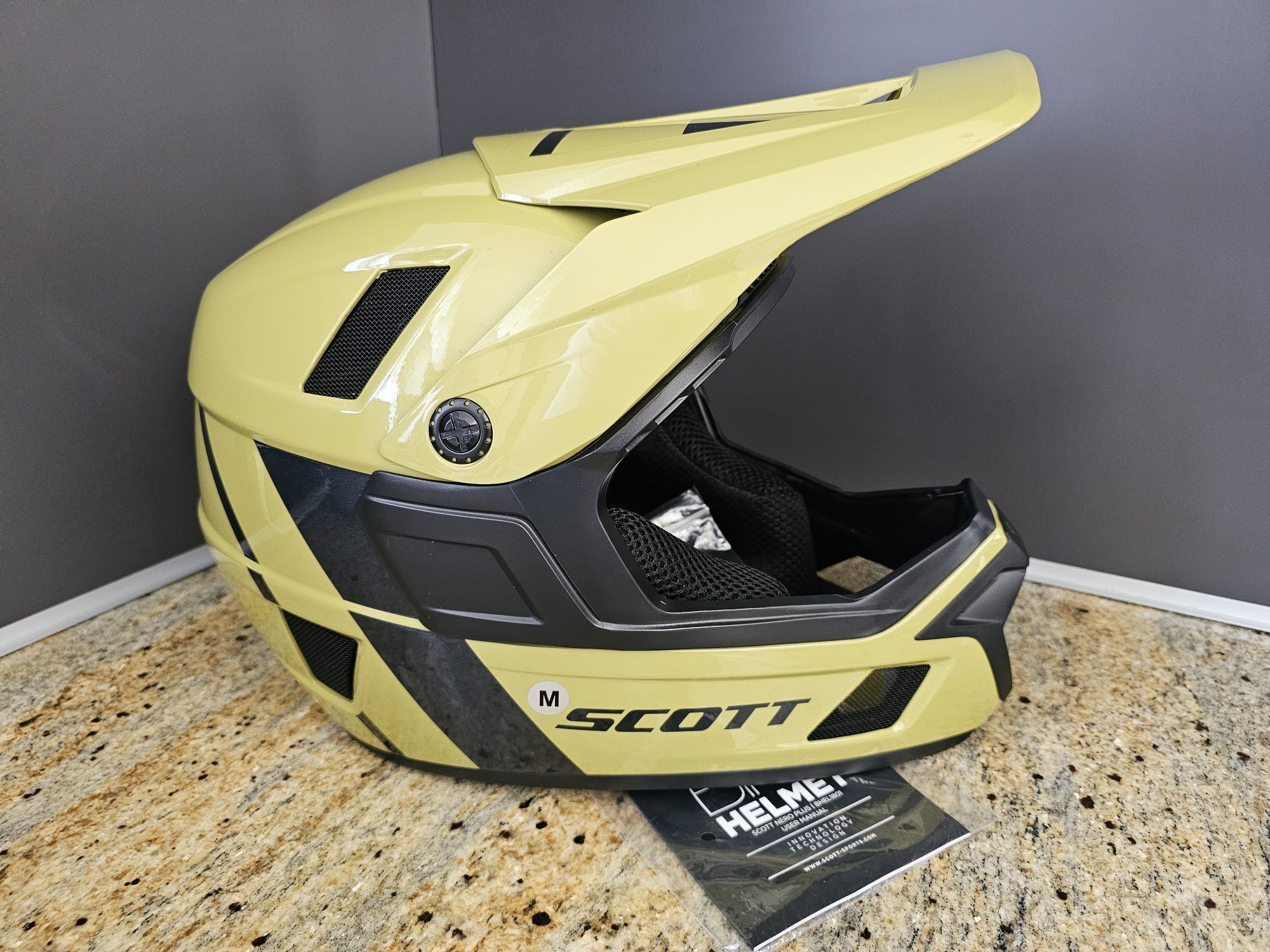 Kask SCOTT nero plus