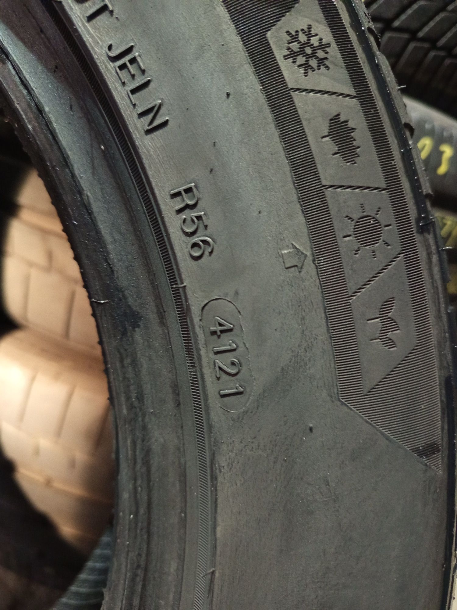 4x 225/55r17 Minerva AllSeason master 2021r