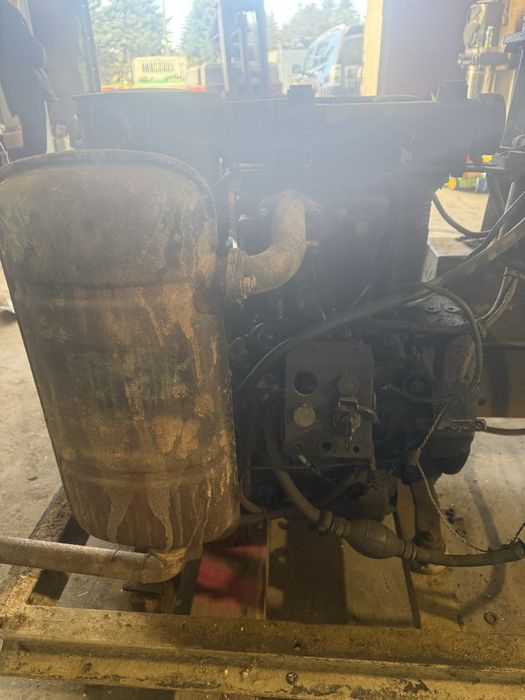 Silnik hatz 2 cylindry z agregatu maszyny budowlane