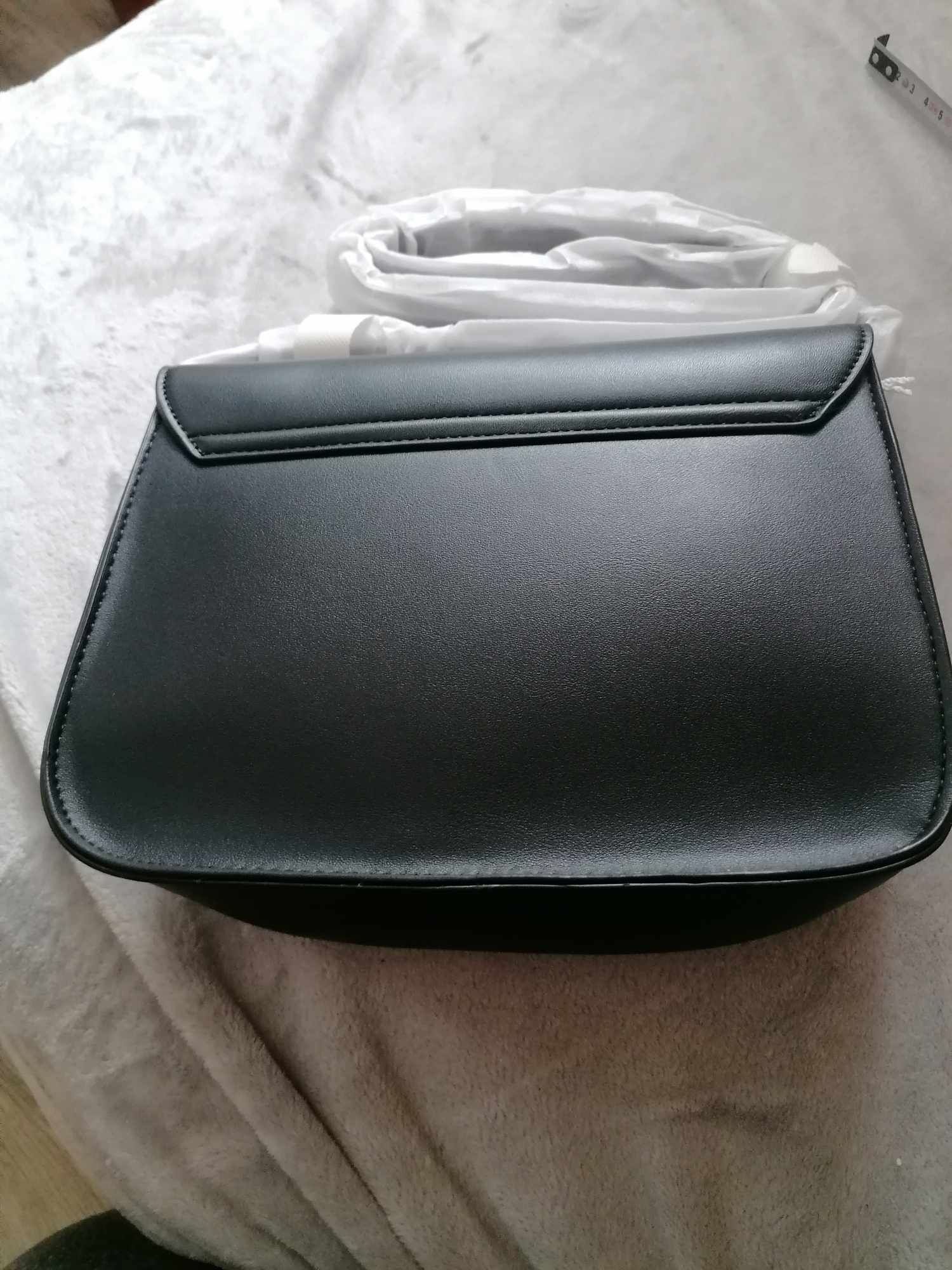Torebka Guess czarna